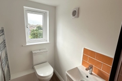 Bathroomorange_002
