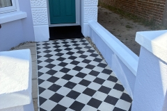 BelindaFrontGarden_002